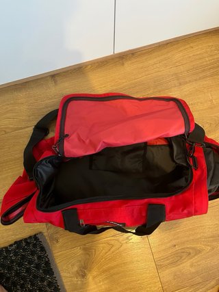 Bolsa Viaje/Deporte Eastpak Roja