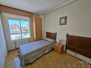 Piso en alquiler en Gamonal en Burgos