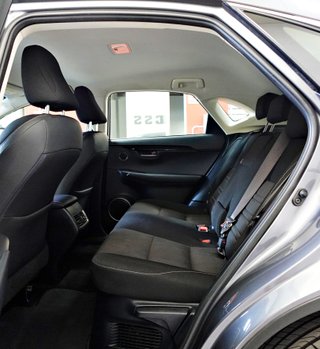 Lexus NX300H Corporate 197 cv