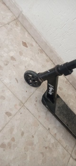 Patinete Negro freestyle