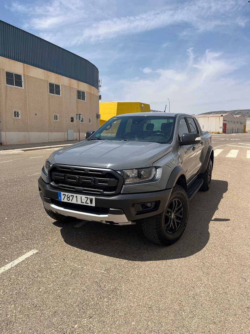 Ford Ranger Raptor - foto 1