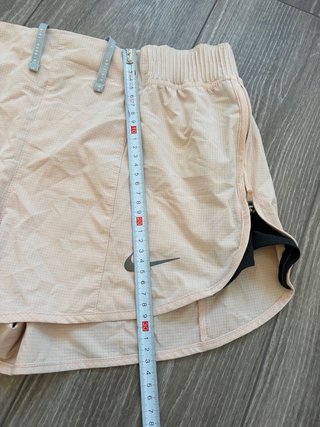 Shorts Nike Running Division Rosa y Negro