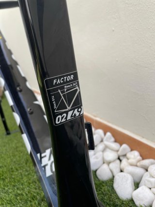 Cuadro Factor O2 VAM Premium Package Talla 49