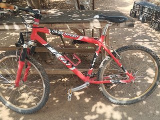 Bicicleta de Montaña Roja