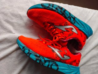 Zapatillas Running Saucony Amarillo y Turquesa