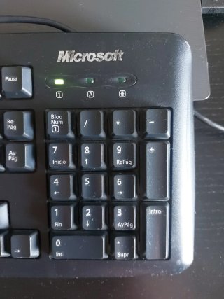 Teclado Microsoft Negro Cableado