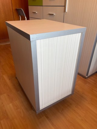 Cajonera con ruedas