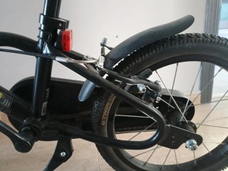 Bicicleta Infantil Btwin Negra y Verde