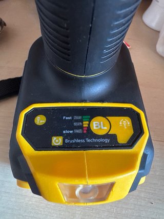 Taladro Dewalt DCD805 Brushless 18V