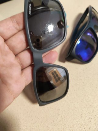Gafas de sol con estuche