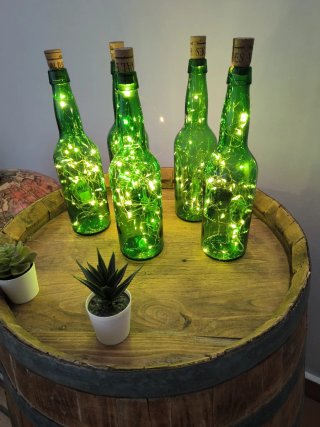 Botellas de sidra lamparas decoradas con luces LED