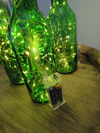 Botellas de sidra lamparas decoradas con luces LED