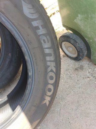 Neumáticos de coche