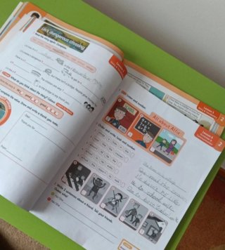 Libro de inglés 3 primaria + libros actividades