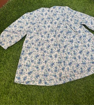 Vestido floral azul
