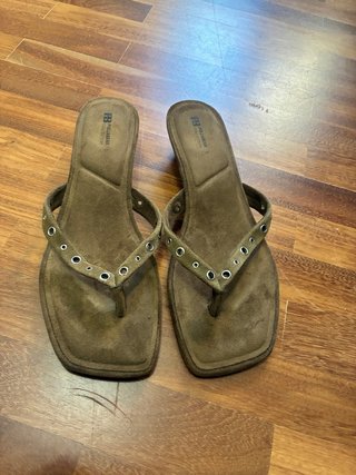 Sandalias de tacón marrón, solo 1 uso