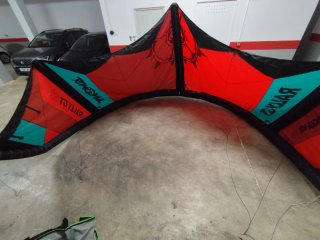 Cometa Kitesurf Slingshot Rally GT 12m
