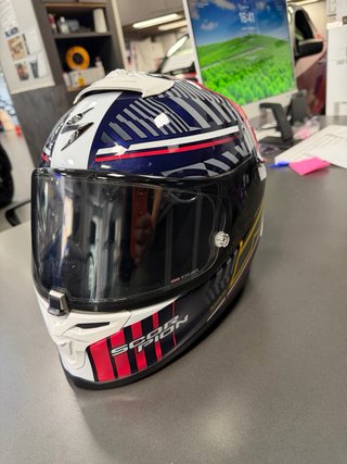 Casco Scorpion Exo R1 Racing Division