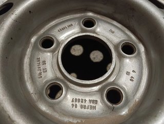 Rueda con llanta 195/70 R14