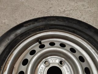 Rueda con llanta 195/70 R14