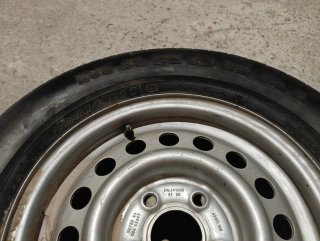 Rueda con llanta 195/70 R14