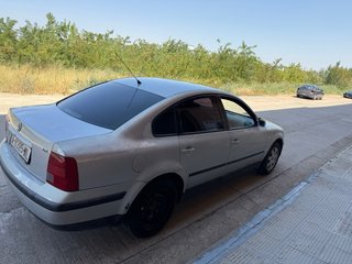 Volkswagen Passat 1999 ,614144133