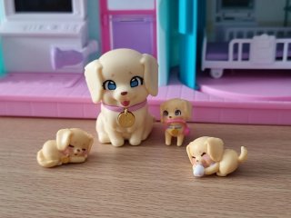 Mama Surprise Families Clínica Little live pets