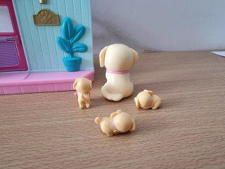 Mama Surprise Families Clínica Little live pets