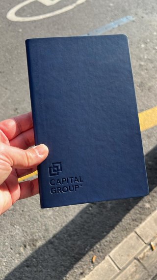 Libreta azul Capital Group