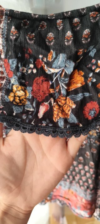 Blusa estampada manga caída