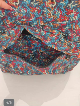 Mochila Benzi urbana y única. Sin extrenar