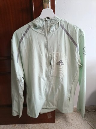 Cortavientos Adidas running verde