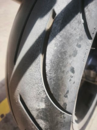 BMW F800ST con alarma