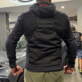 Chaqueta Moto Negra con Capucha