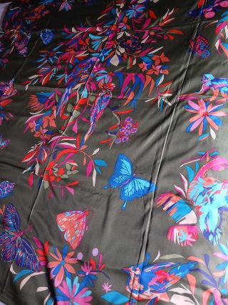 Pañuelo grande estampado floral verde