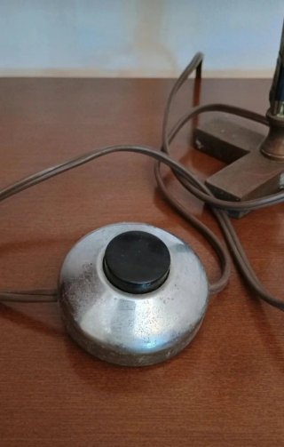 Lampada da tavolo con 3 candele