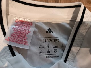 Conjunto deportivo Adidas Talla 11-12