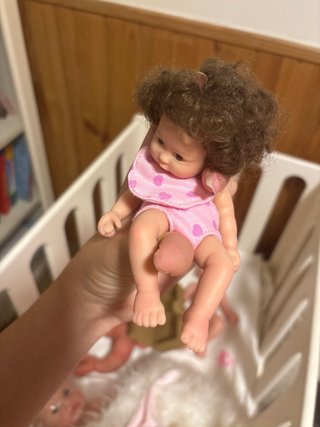 Mini Bebé Silicona Rosa Corazones