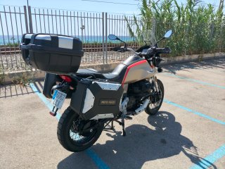 Moto Guzzi V85TT Travel