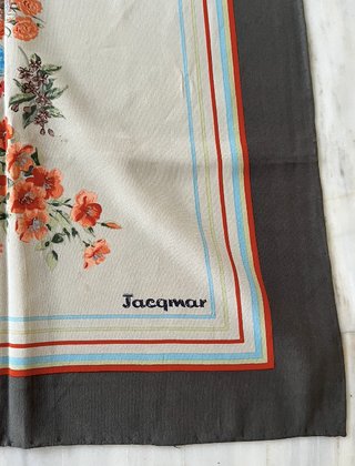 Pañuelo floral vintage de Jacqmar