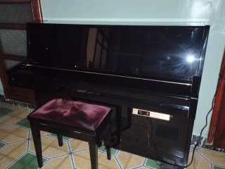 Piano SAMICK JS043 con Sistema Silent + Banqueta