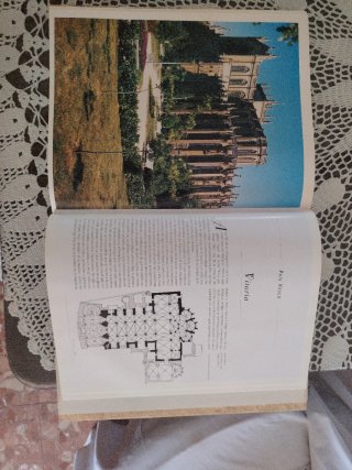 Libro enciclopedia de cátedrales de España antiguo