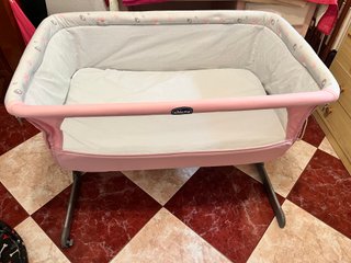 Cuna colecho portátil Chicco rosa