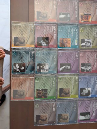 Lote 28 CD Música Clásica Barenboim Harnoncourt
