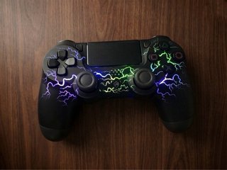 PS4 Slim 1TB EdizioneLimitata 2Controller 3 giochi