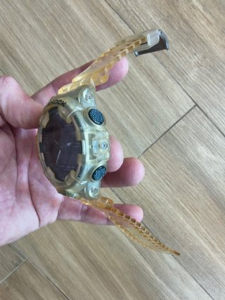 Reloj Casio G-Shock Transparente