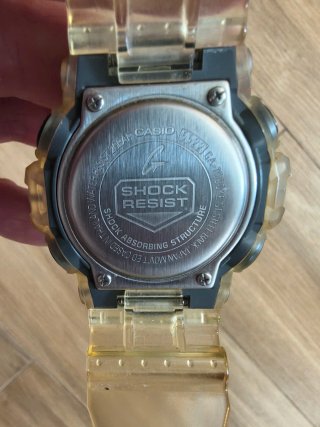 Reloj Casio G-Shock Transparente