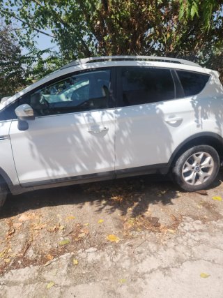 Ford kuga titanium 2.0 tdci 140 cv 2012