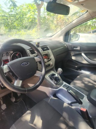 Ford kuga titanium 2.0 tdci 140 cv 2012