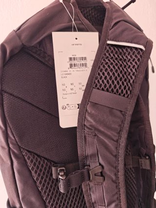 Mochila Salomon Trail Blazer 20 Negra a estrenar